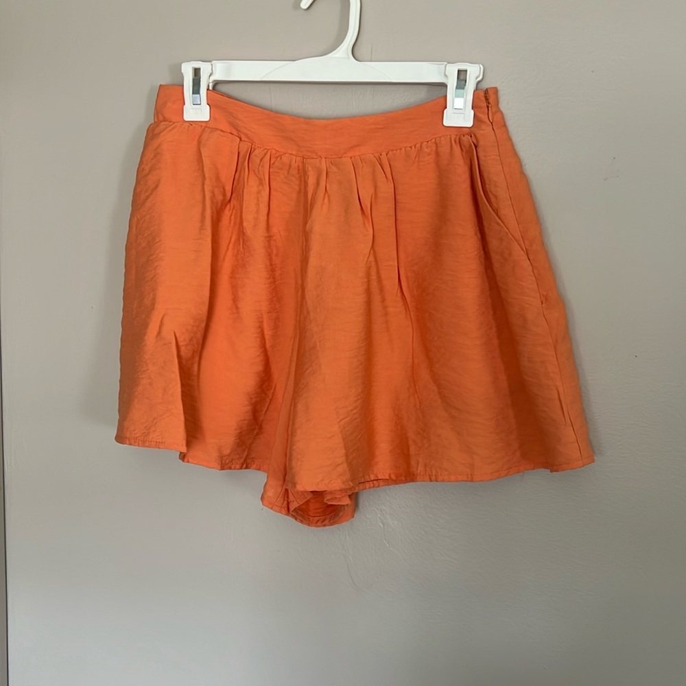 Forever 21 orange flowy shorts